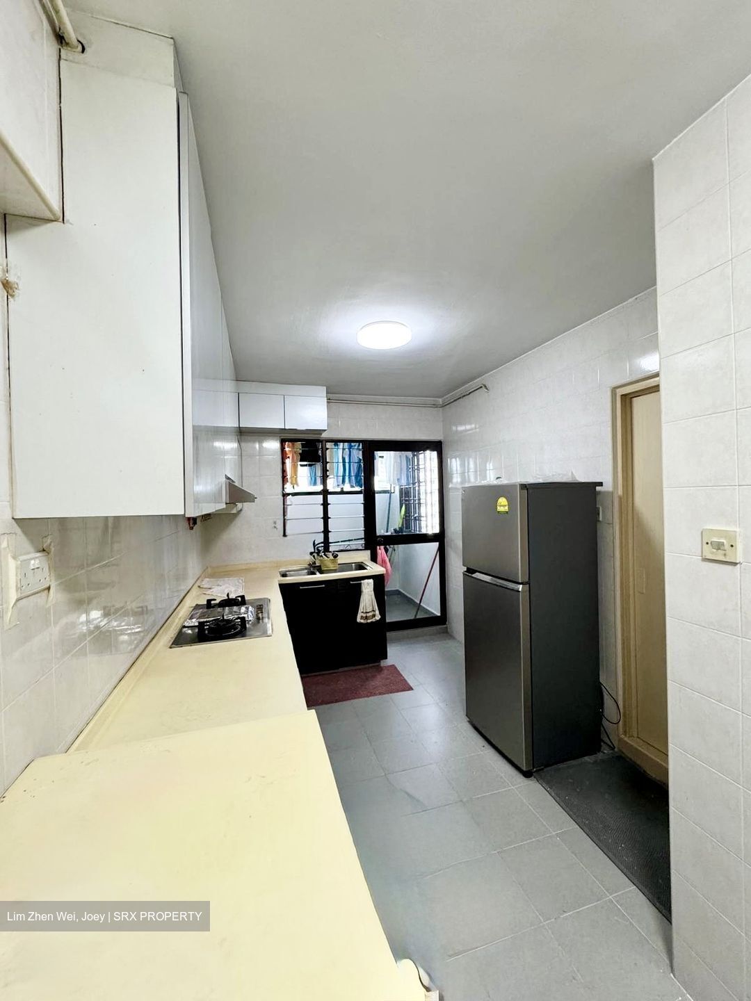 Blk 202A Compassvale South Gate (Sengkang), HDB Executive #450321111